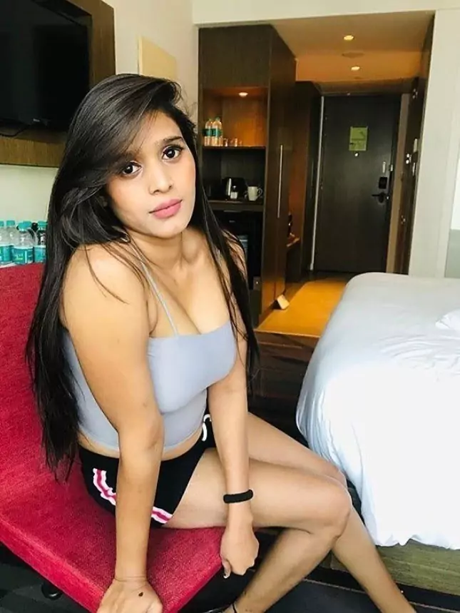 कॉल गर्ल्स सर्विस जालुकी